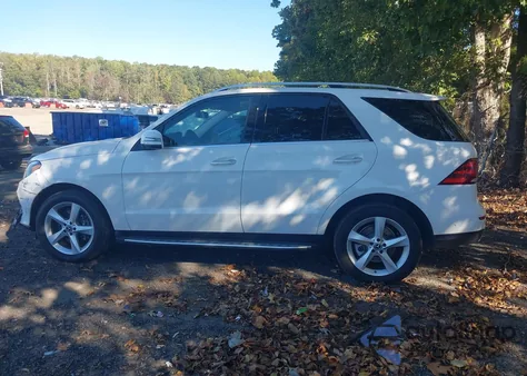 2019 Mercedes-Benz Gle 400 4Matic z USA, uszkodzony, nr VIN 4JGDA5GBXKB206500